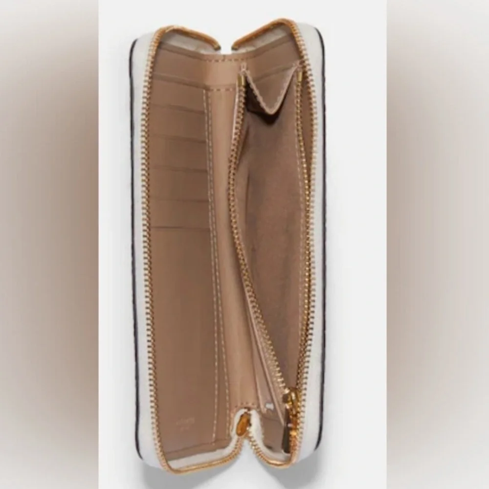 COACH Medium ID Zip Wallet With Diary Embroidery in Gold/ Chalk